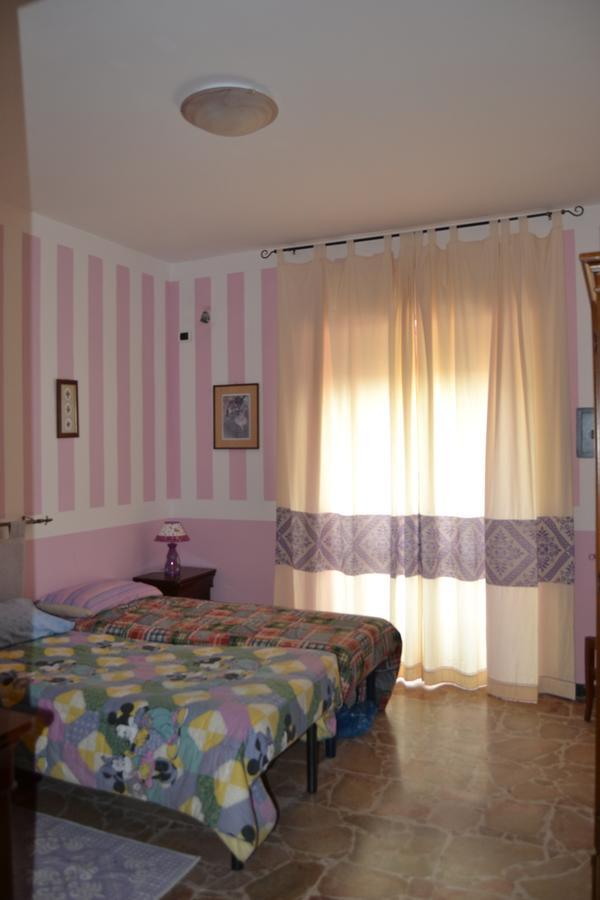 Miramare Struttura Sulla Spiaggia 普拉塔莫纳 外观 照片