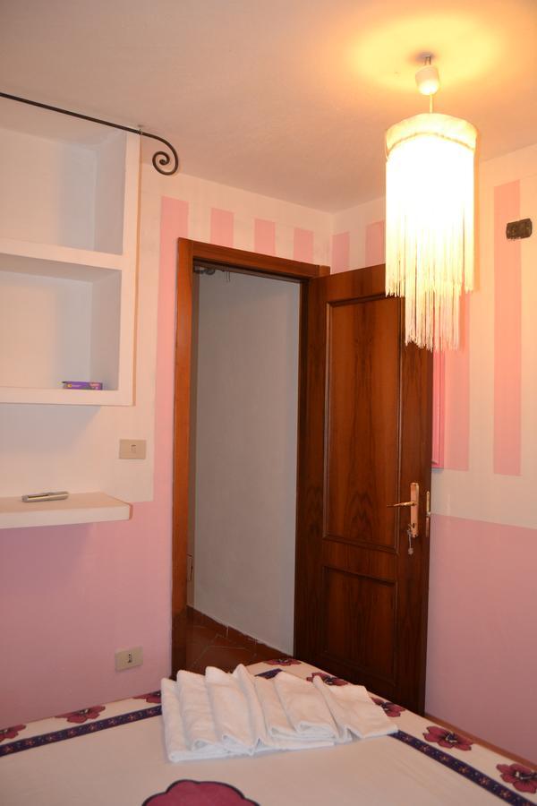 Miramare Struttura Sulla Spiaggia 普拉塔莫纳 外观 照片