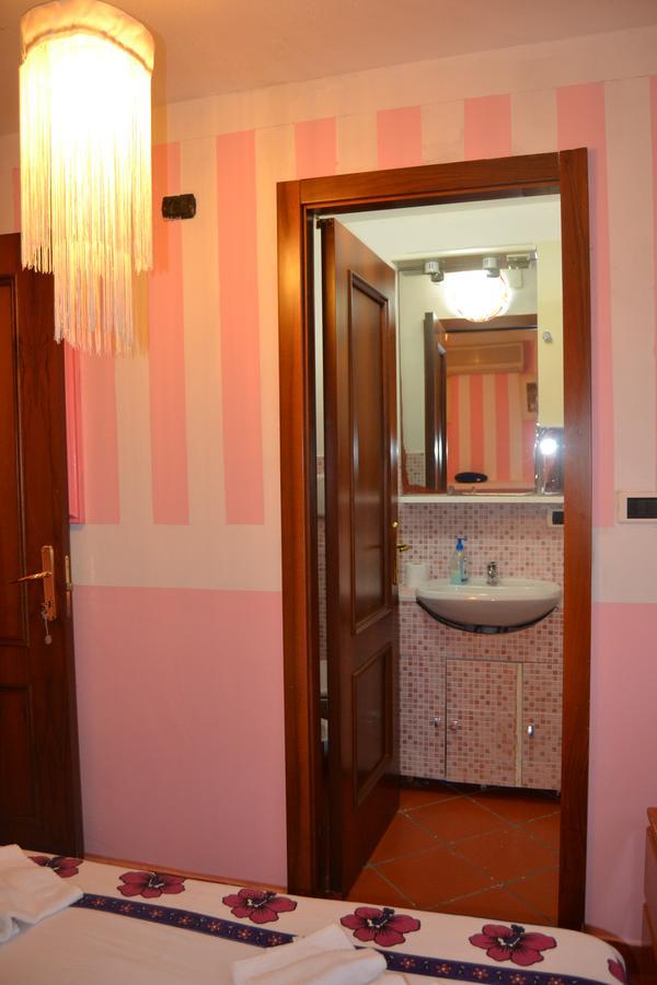 Miramare Struttura Sulla Spiaggia 普拉塔莫纳 外观 照片